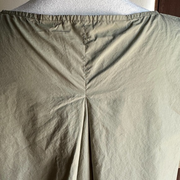 Cos Crisp cotton Short Sleeve Pleat Black top - Khaki - Size 2 - Picture 4 of 5